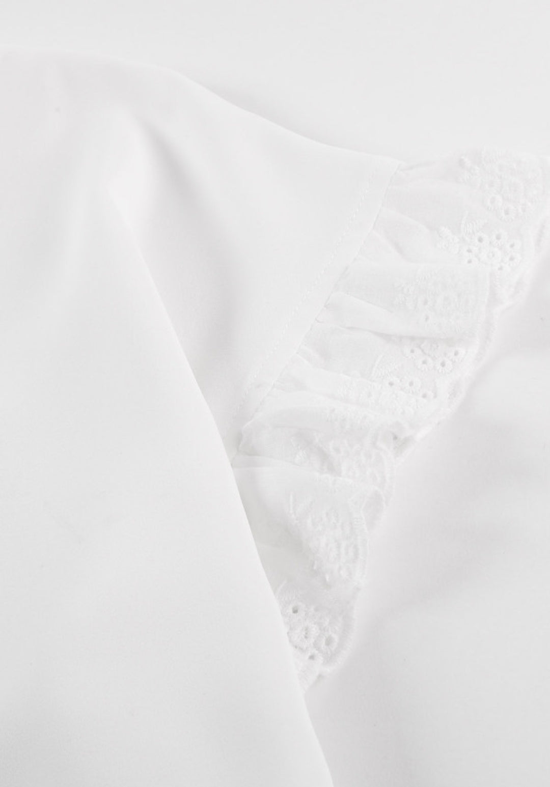 White lace trim ruffle sleeve blouse