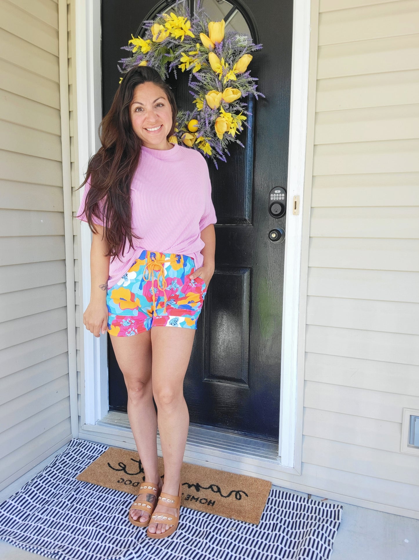 Shorts- multicolor floral